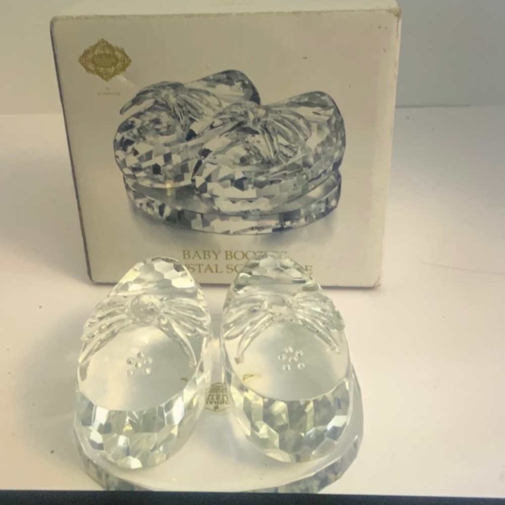 BABY CRYSTAL BOOTIES SCULPTURE SHANNON CRYSTAL BY GODINGER NIB